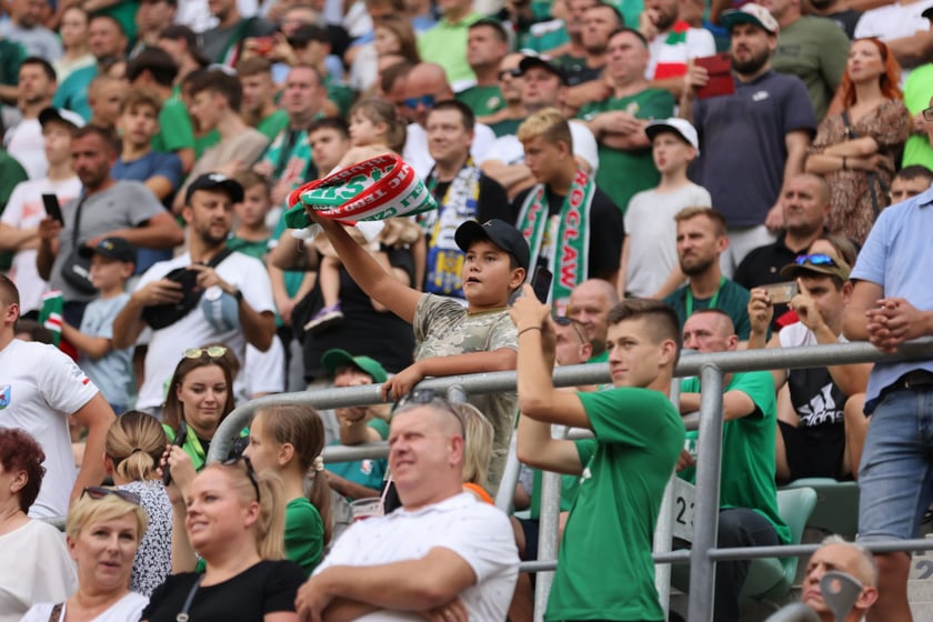 Taka atmosfera panowała na trybunach podczas meczu Śląsk Wrocław - Lech Poznań.