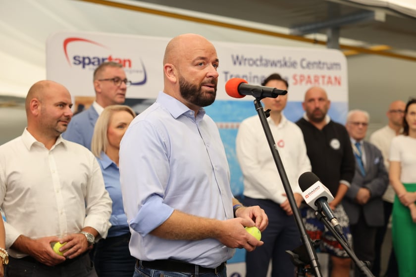 Uroczyste otwarcie hali tenisowej przy Pułtuskiej, 6 września 2023 r.