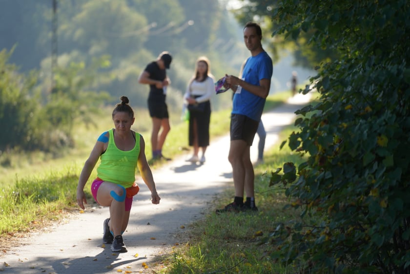Biegacze i kibice na Orthos H2O Wrocław Półmaratonie