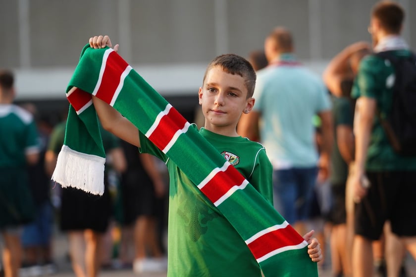 Kibice w drodze na mecz