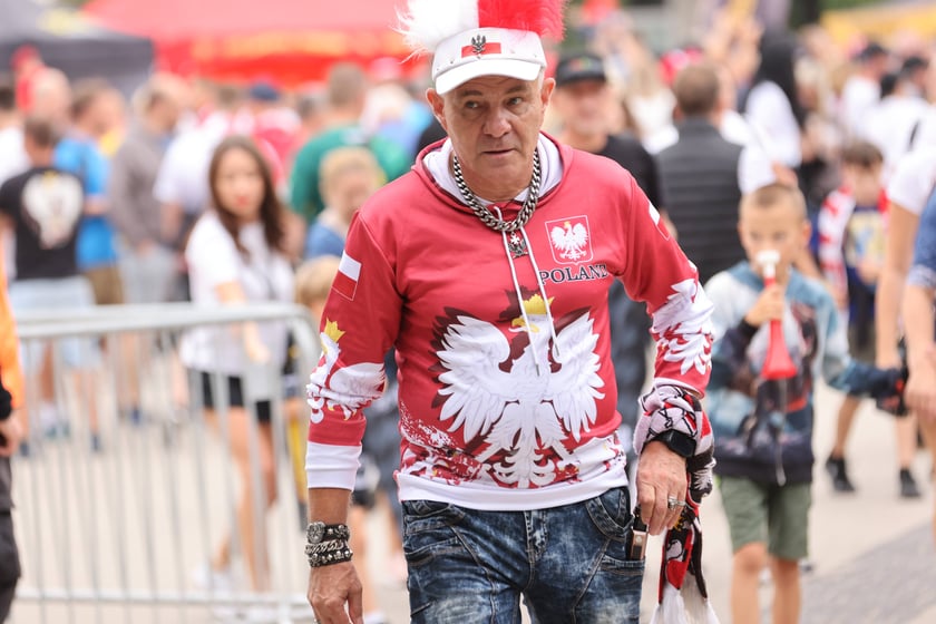 Żużel na Olimpijskim. Na zdjęciu kibice