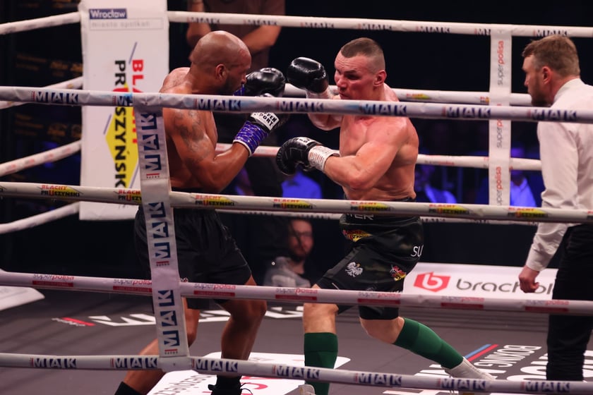 Mateusz Masternak vs. J. J. Olivier (kwiecień 2024, Wrocław)