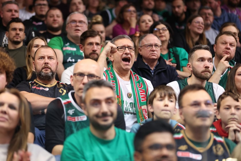 Kibiece w Hali Orbita na meczu WKS Śląsk Wrocław - Dziki Warszawa