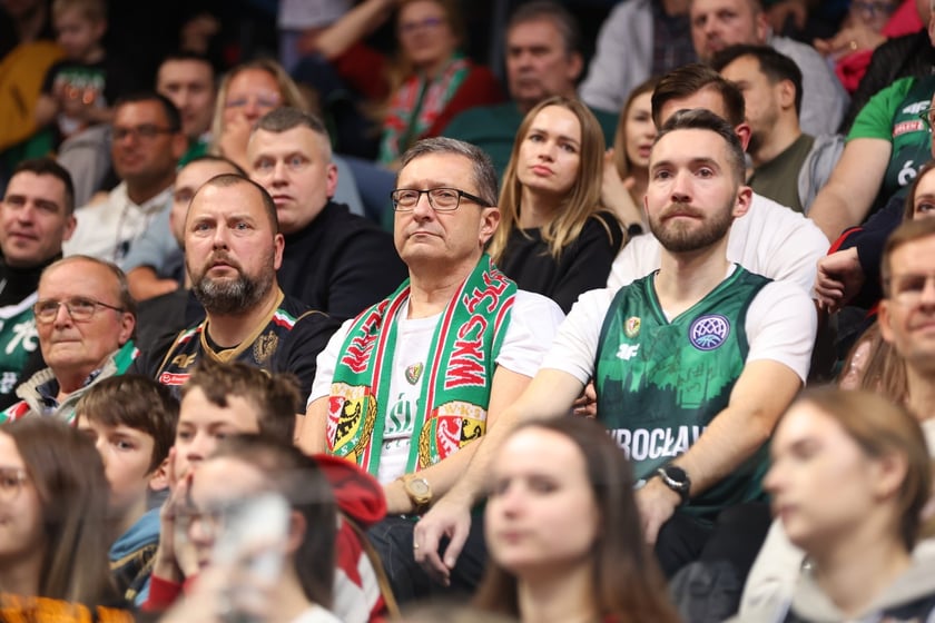 Kibiece w Hali Orbita na meczu WKS Śląsk Wrocław - Dziki Warszawa