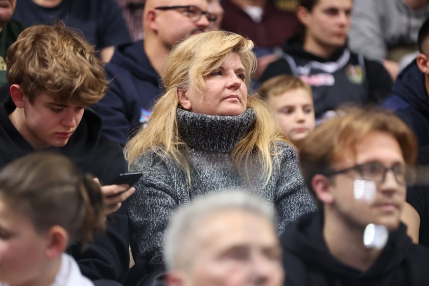 Kibiece w Hali Orbita na meczu WKS Śląsk Wrocław - Dziki Warszawa