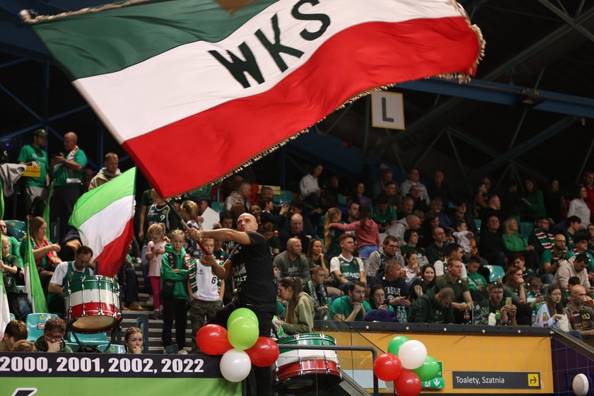 Kibiece w Hali Orbita na meczu WKS Śląsk Wrocław - Dziki Warszawa