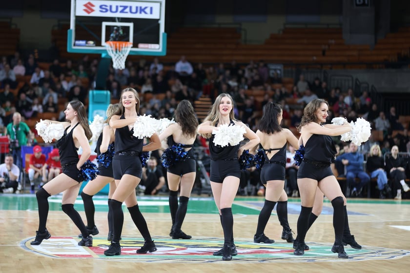Meczu koszykówki w Hali Stulecia: Śląsk Wrocław - Legia Warszawa