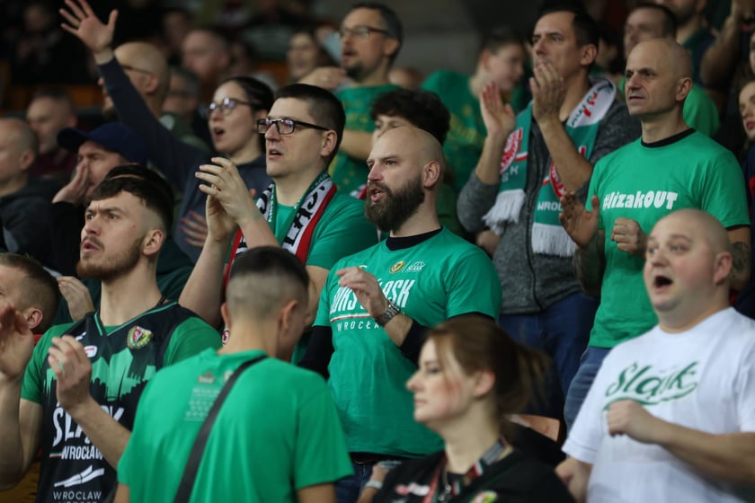 Meczu koszykówki w Hali Stulecia: Śląsk Wrocław - Legia Warszawa