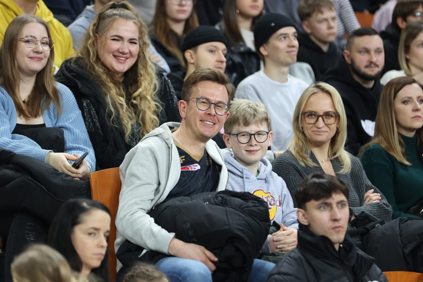 Meczu koszykówki w Hali Stulecia: Śląsk Wrocław - Legia Warszawa