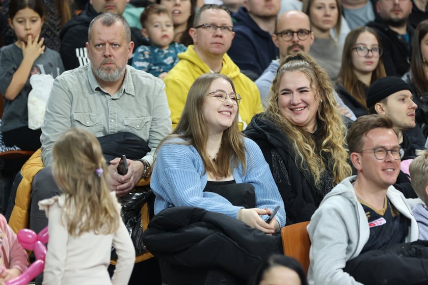 Meczu koszykówki w Hali Stulecia: Śląsk Wrocław - Legia Warszawa