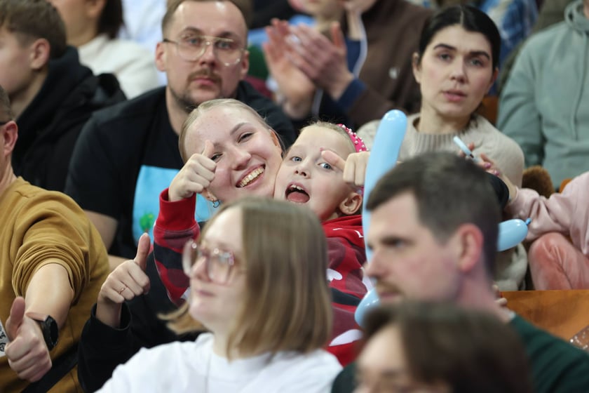 Meczu koszykówki w Hali Stulecia: Śląsk Wrocław - Legia Warszawa
