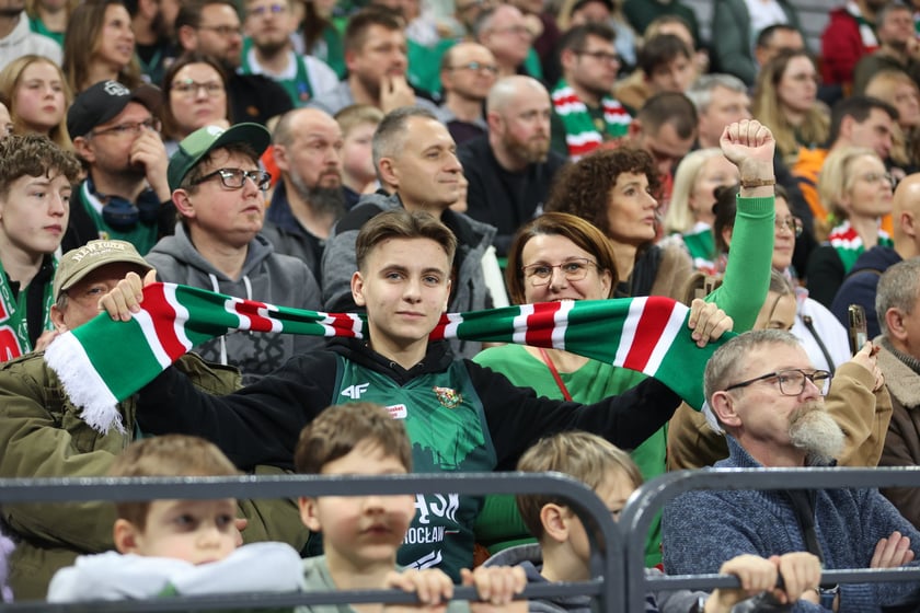 Meczu koszykówki w Hali Stulecia: Śląsk Wrocław - Legia Warszawa