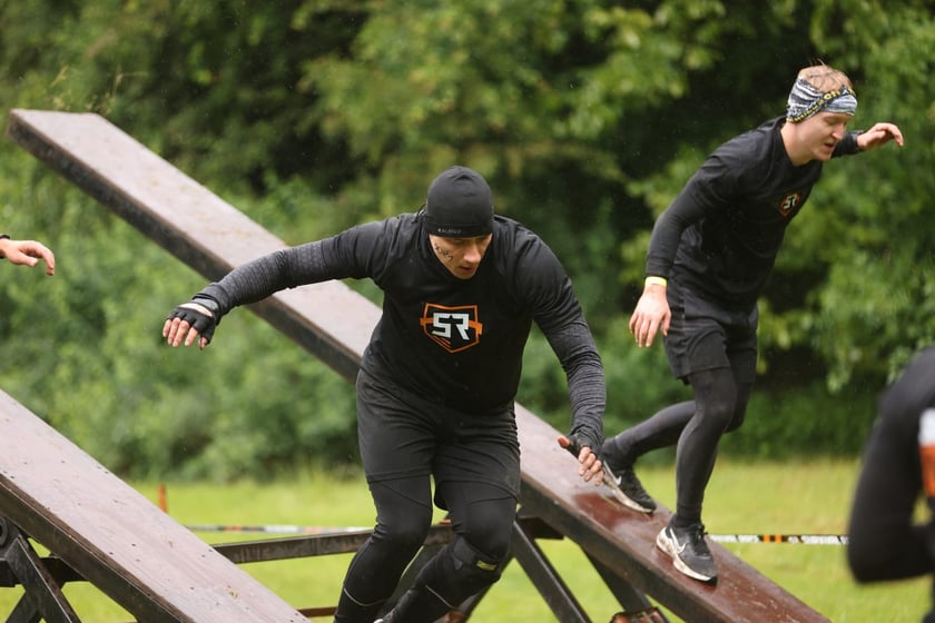 Uczestnicy Survival Race Wrocław 2025