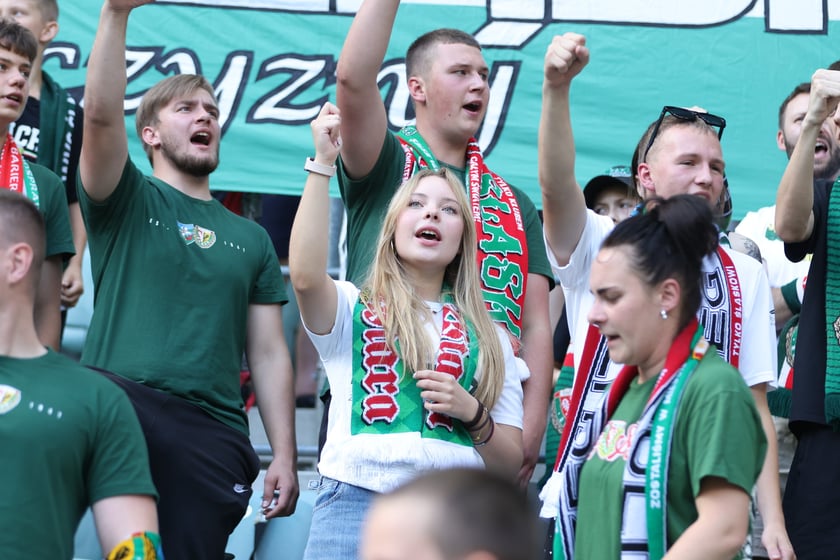Mecz Śląsk-Wrocław vs Wieczysta Krak&oacute;w. Remis, a kibice na medal