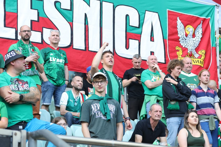 Mecz Śląsk-Wrocław vs Wieczysta Krak&oacute;w. Remis, a kibice na medal