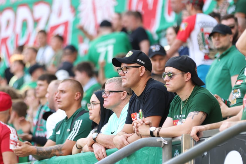 Mecz Śląsk-Wrocław vs Wieczysta Krak&oacute;w. Remis, a kibice na medal