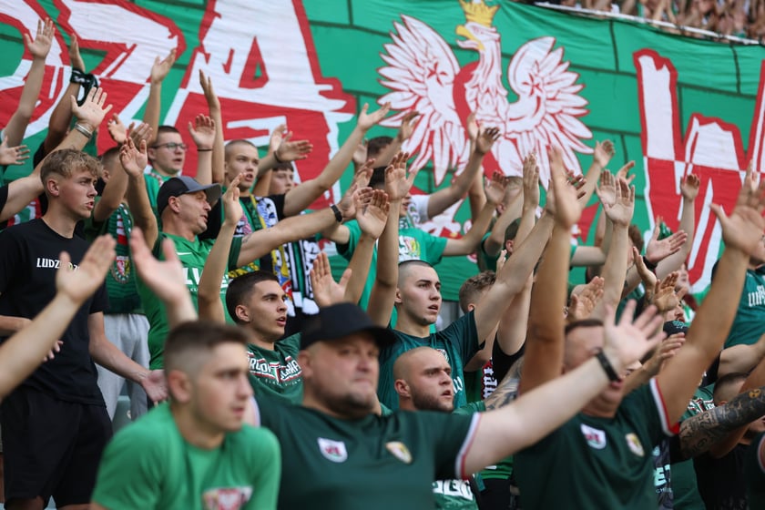 Mecz Śląsk-Wrocław vs Wieczysta Krak&oacute;w. Remis, a kibice na medal