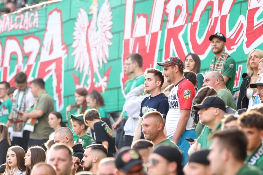Mecz Śląsk-Wrocław vs Wieczysta Krak&oacute;w. Remis, a kibice na medal