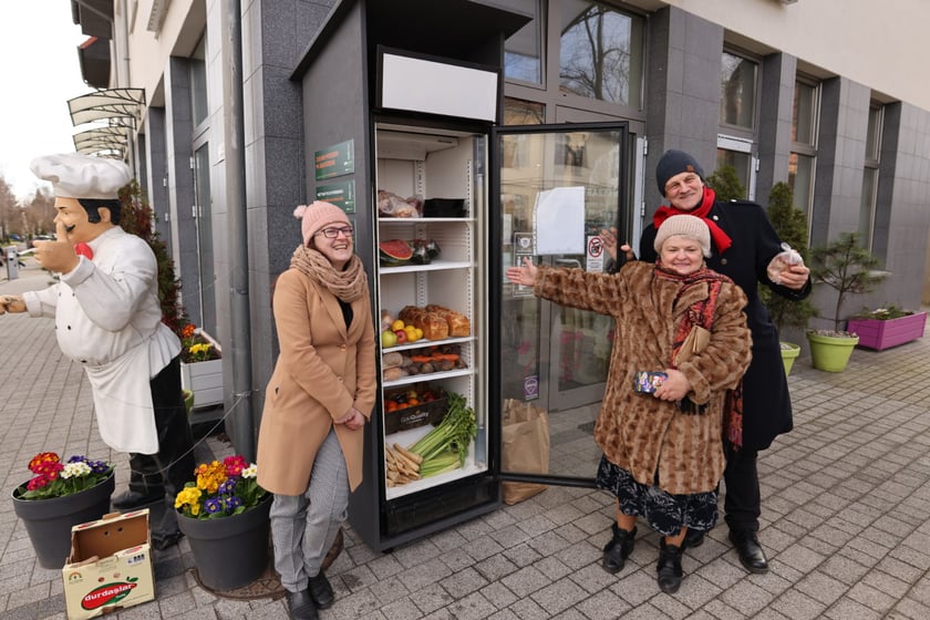 Otwarcie jadłodzielni przy ul. Nenckiego na wrocławskim Ołtaszynie