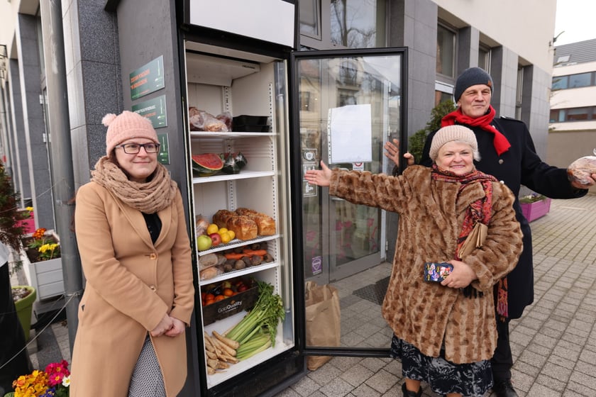 Otwarcie jadłodzielni przy ul. Nenckiego na wrocławskim Ołtaszynie