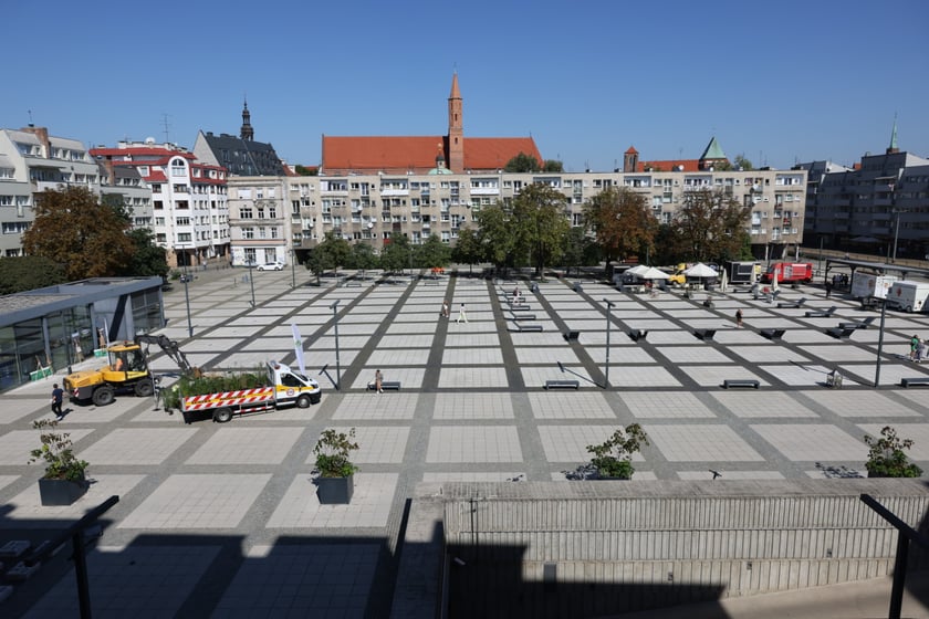 Plac Nowy Targ we Wrocławiu - wrzesień 2023 r.