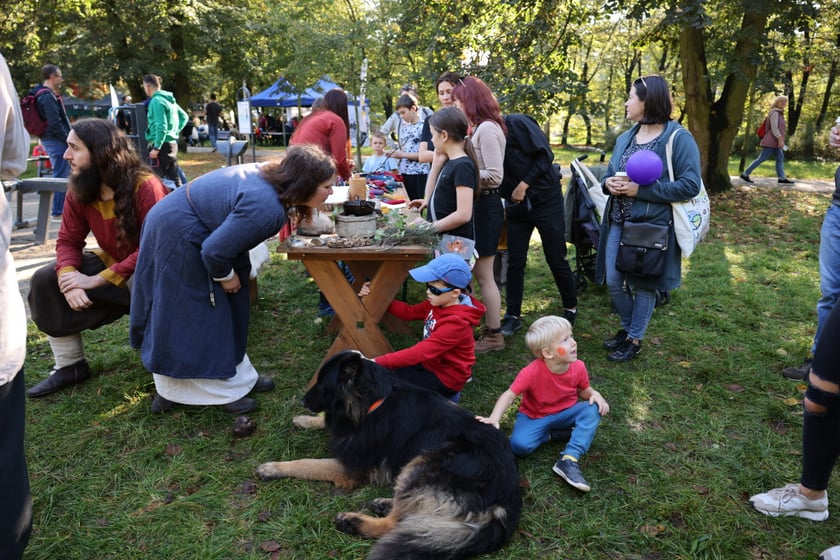 Uczestnicy pikniku WROśnij we WROcław