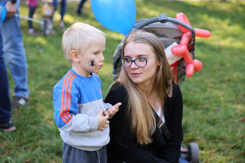 Uczestnicy pikniku WROśnij we WROcław