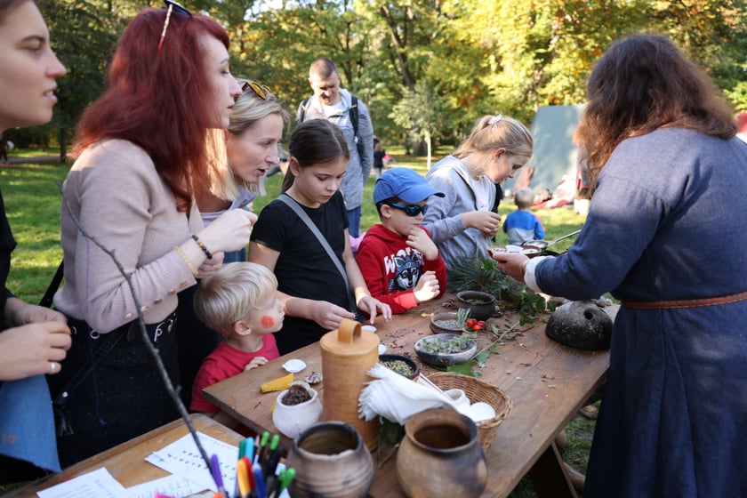 Uczestnicy pikniku WROśnij we WROcław