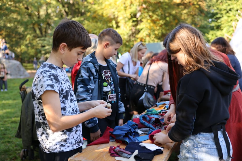 Uczestnicy pikniku WROśnij we WROcław