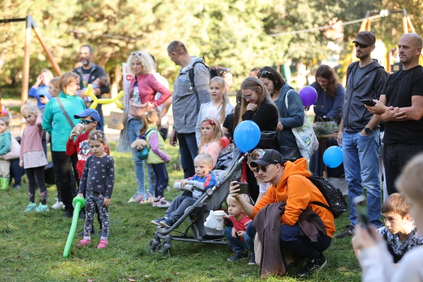 Uczestnicy pikniku WROśnij we WROcław