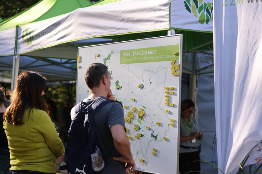 Uczestnicy pikniku WROśnij we WROcław
