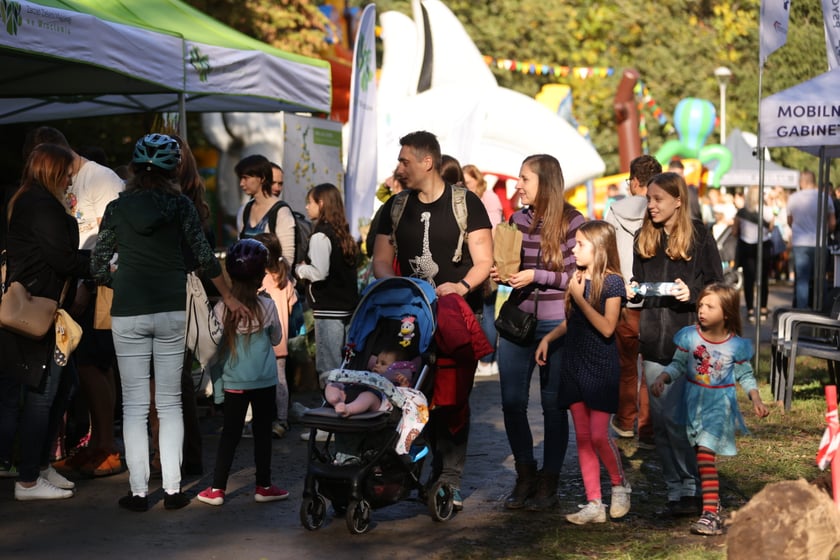 Uczestnicy pikniku WROśnij we WROcław