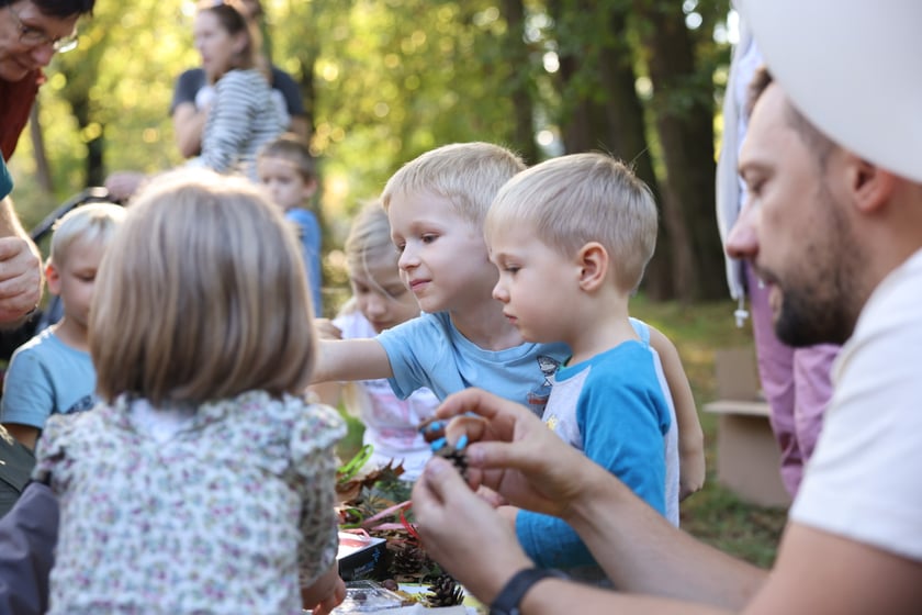 Uczestnicy pikniku WROśnij we WROcław