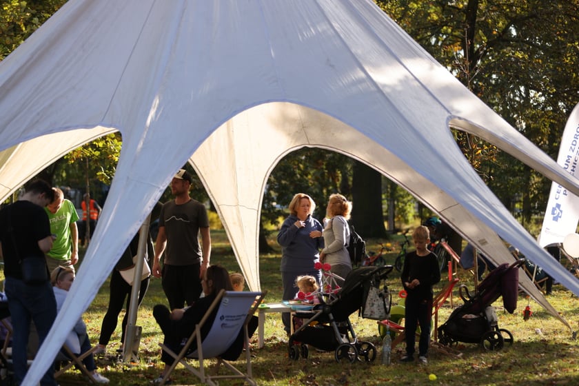 Uczestnicy pikniku WROśnij we WROcław