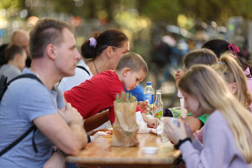 Uczestnicy pikniku WROśnij we WROcław