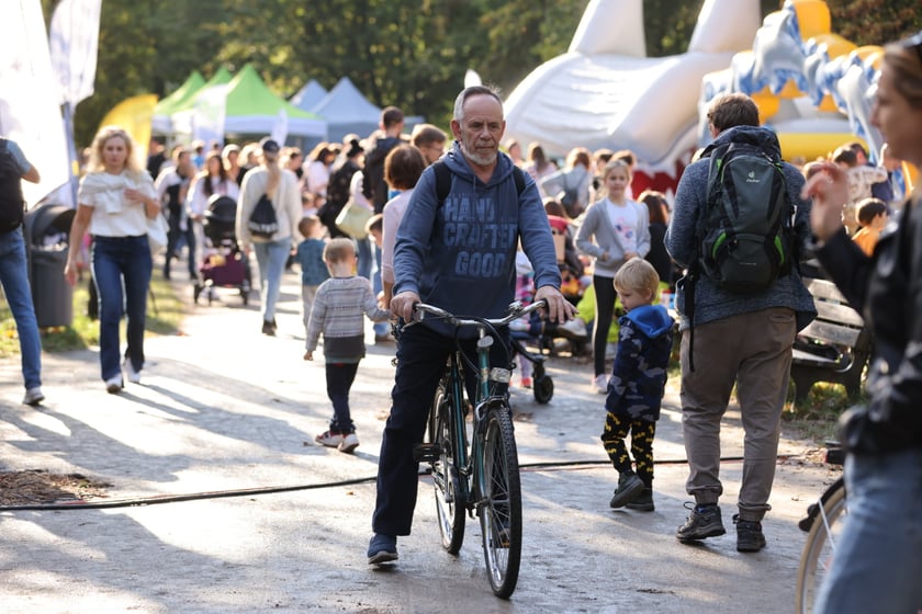 Uczestnicy pikniku WROśnij we WROcław