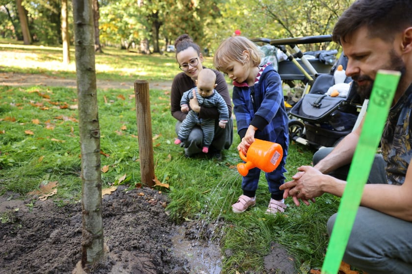 Uczestnicy pikniku WROśnij we WROcław