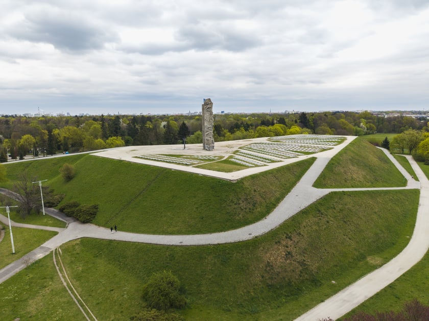 Wzgórze Cmentarz Żołnierzy Polskich we Wrocławiu
