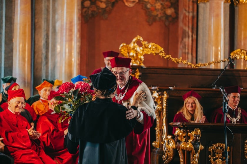 Olga Tokarczuk doktorką honoris causa Uniwersytetu Wrocławskiego
