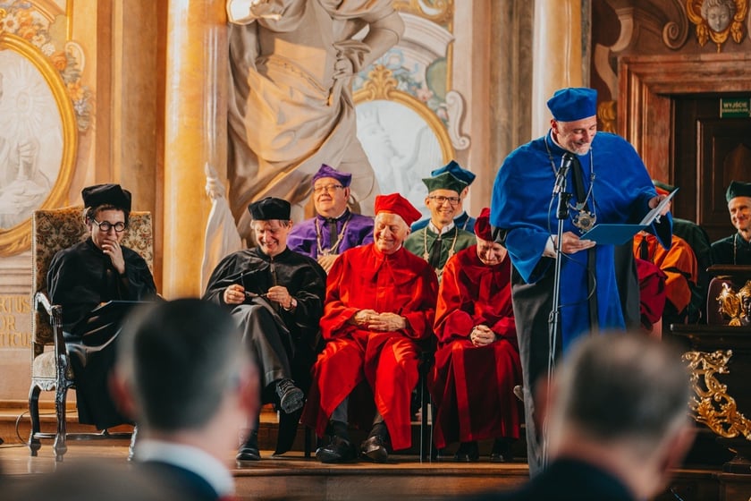 Olga Tokarczuk doktorką honoris causa Uniwersytetu Wrocławskiego