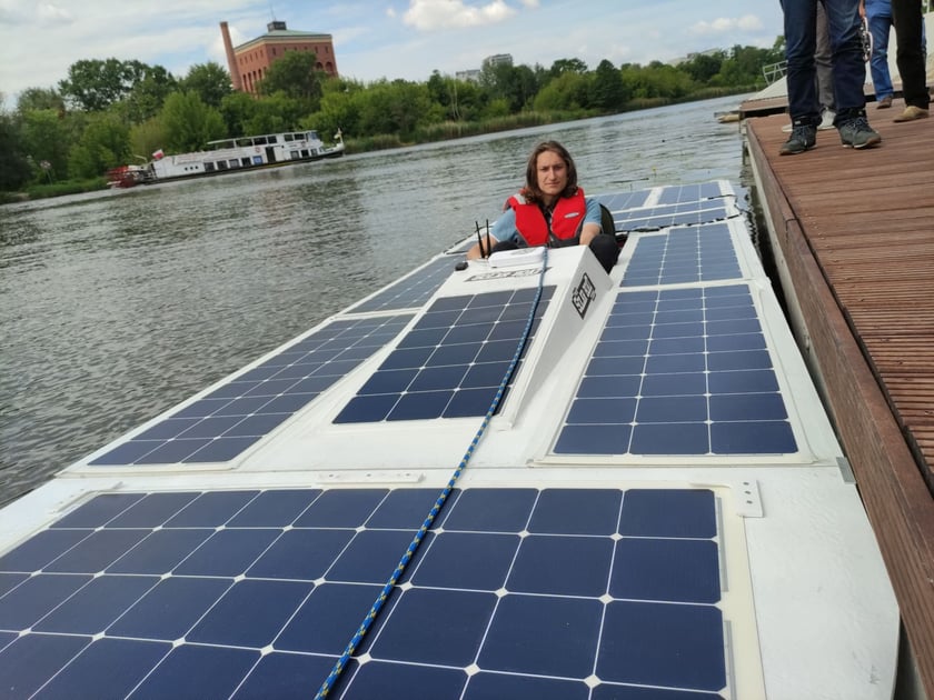 Studenci z koła naukowego PWr Solar Boat Team zbudowali łódź solarną