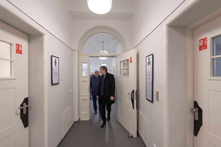 Uroczystość otwarcia po remoncie budynku dawnego szpitala według projektu Maxa Berga, obecnie siedziby Wydziału Matematyki PWr