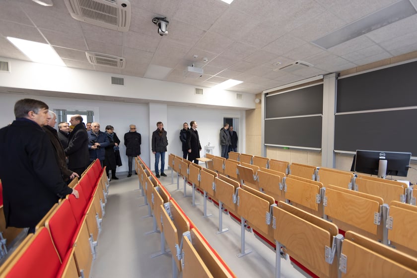 Uroczystość otwarcia po remoncie budynku dawnego szpitala według projektu Maxa Berga, obecnie siedziby Wydziału Matematyki PWr