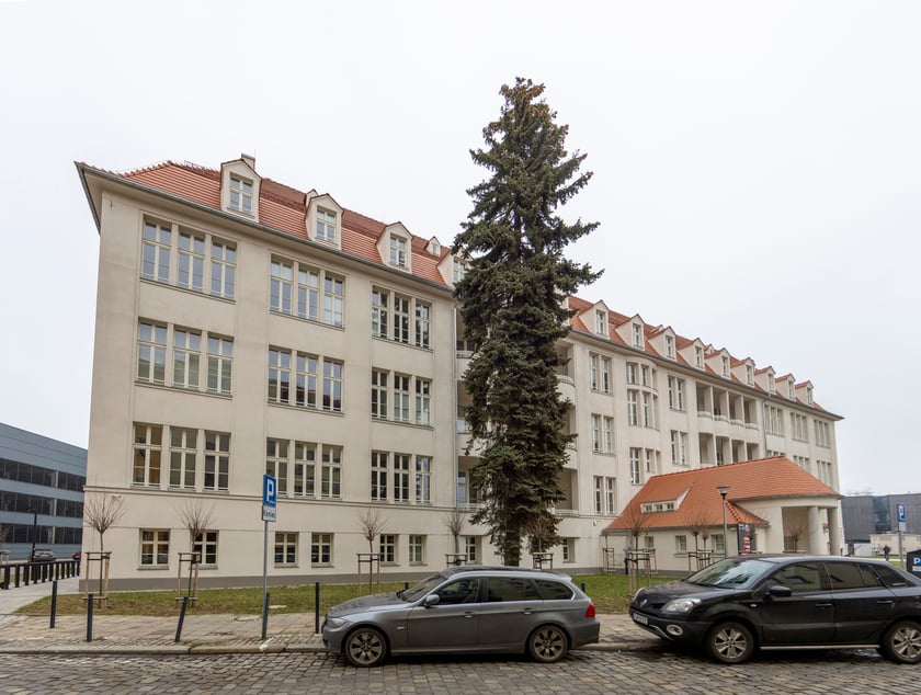 Uroczystość otwarcia po remoncie budynku dawnego szpitala według projektu Maxa Berga, obecnie siedziby Wydziału Matematyki PWr