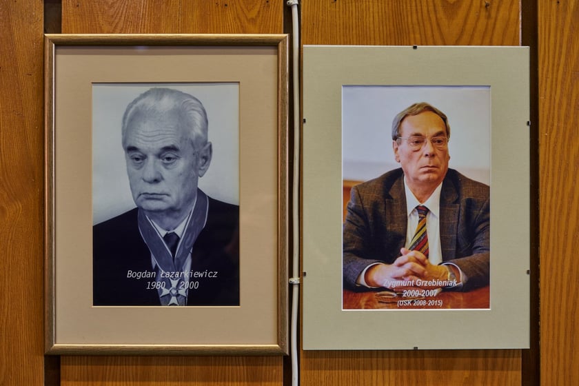 Sale wykładowe i wnętrza budynków historycznego kampusu Uniwersytetu Medycznego we Wrocławiu