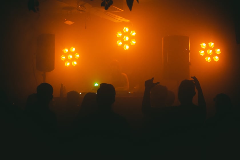 Klub Wyspa Tamka, wyspa Tamka 2
Na Tamce jest też beach-bar. Oficjalne otwarcie sezonu nastąpi 19 maja i potrwa do 21 maja. Z tej okazji zabrzmią dźwięki house, dark disco, trance, deep techno. 