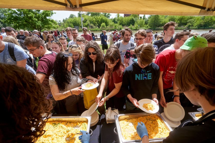 Piknik na rozpoczęcie Juwenaliów Wrocławskich