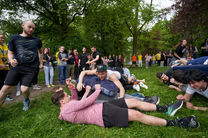 Juwenalia 2023: Spartakiada na Wittigowie. Przemieszczanie na matarecu