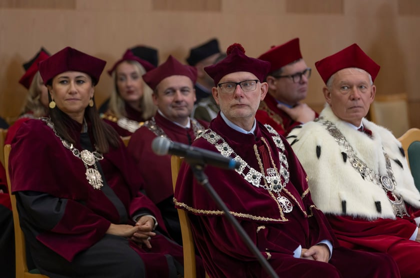 Inauguracja roku akademickiego 2023/2024 na Uniwersytecie Przyrodniczym - rektorzy wrocławskich uczelni