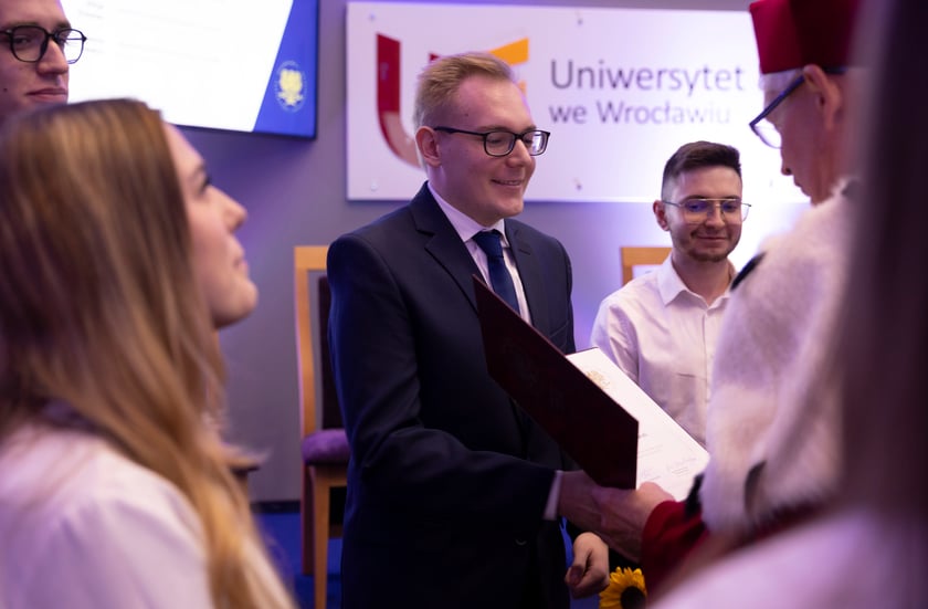 Rozpoczęcie roku akademickiego 2023/2024 na Uniwersytecie Ekonomicznym - najlepsi absolwenci
